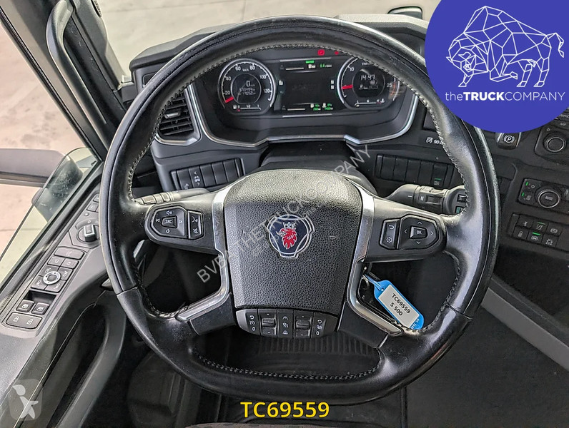 Traktor Scania 500