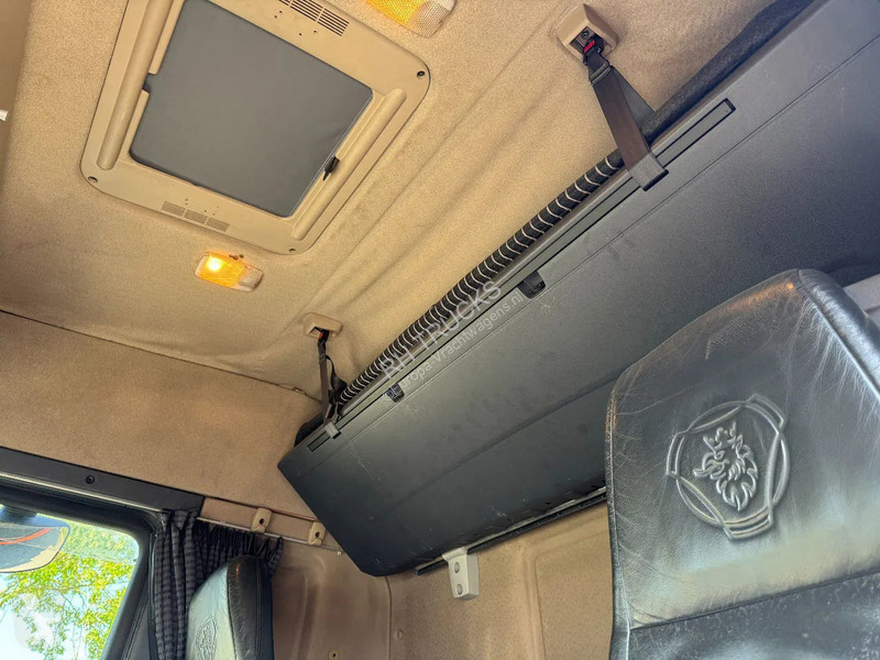 Traktor Scania R560 V8 8X2 + EFFER CRANE 1550...