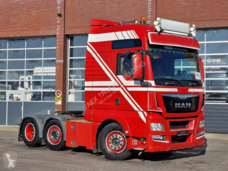 Traktor MAN 26.560 XXL 6x2/4 - Custom interior...