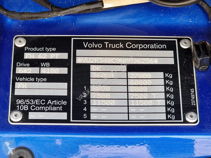 Traktor Volvo 13500 Globetrotter XL 6x2 - I...