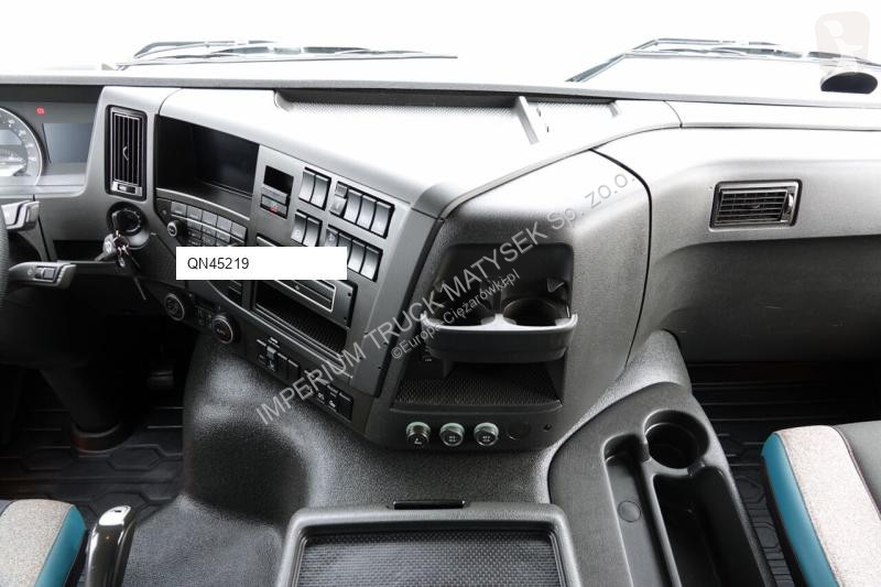 Traktor Volvo FMX 420