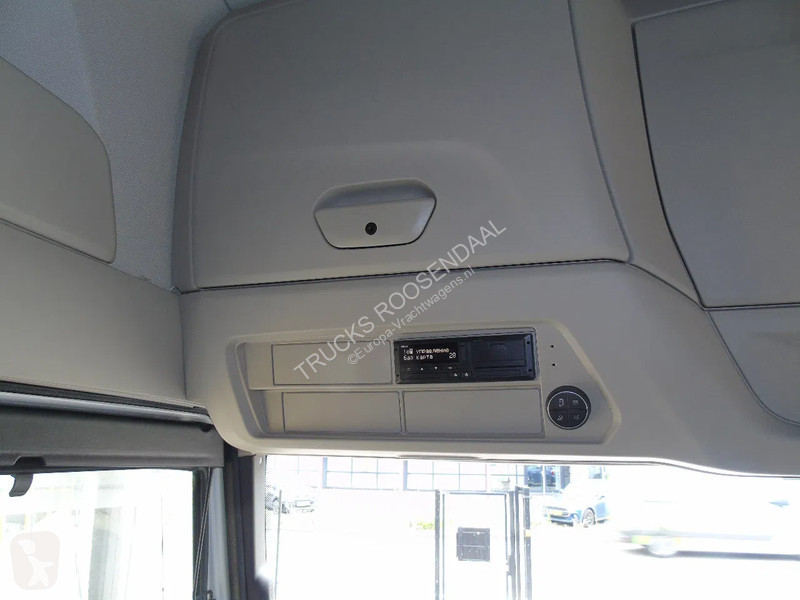 Traktor Iveco 490 + RETARDER + 93.000KM