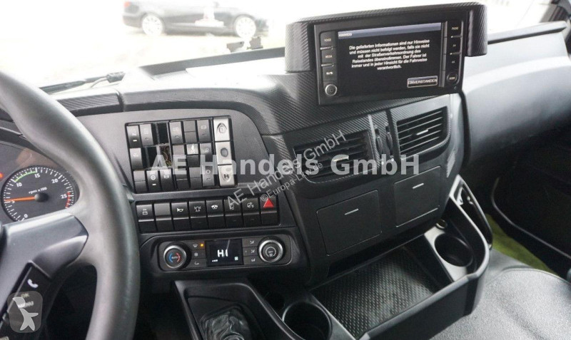 Cap tractor Iveco 500