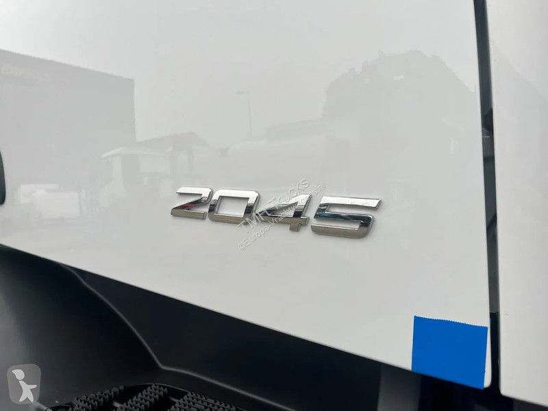 Tahač Mercedes 2045 S 4x2 Tractor Head