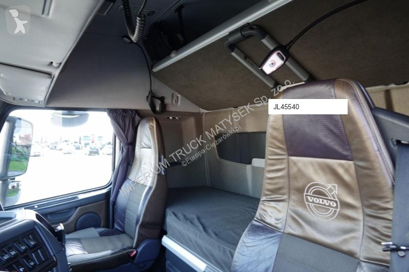 Traktor Volvo / 600 / DMC: 180.000 KG