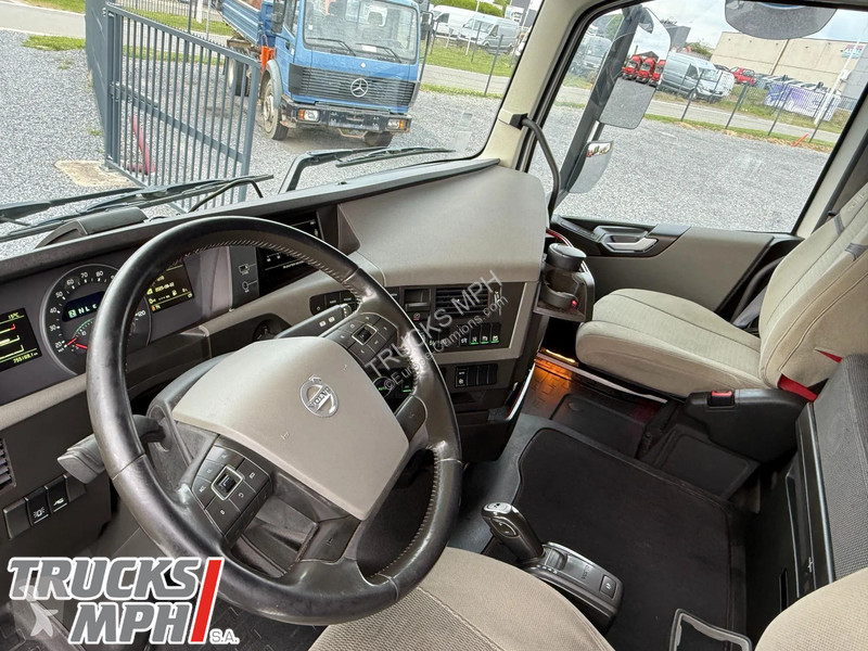 Traktor Volvo 500 Globetrotter Jantes...