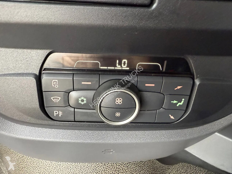 Trekker DAF 480 SSC Super Space 2x tank LED...
