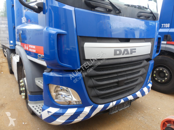 Traktor DAF CF440 FT