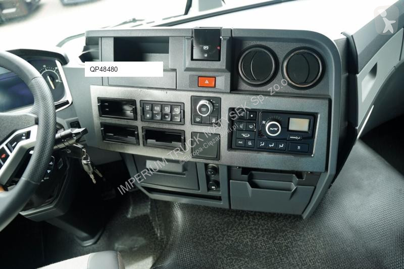 Влекач Renault T 460 / STANDARD / EURO 6