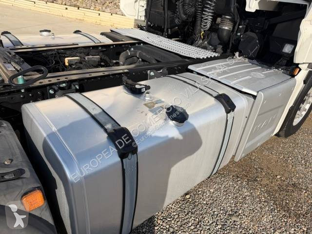 MAN  tractor unit