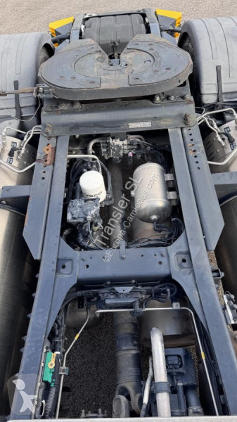 جرار Iveco  AS440ST/PLNG
