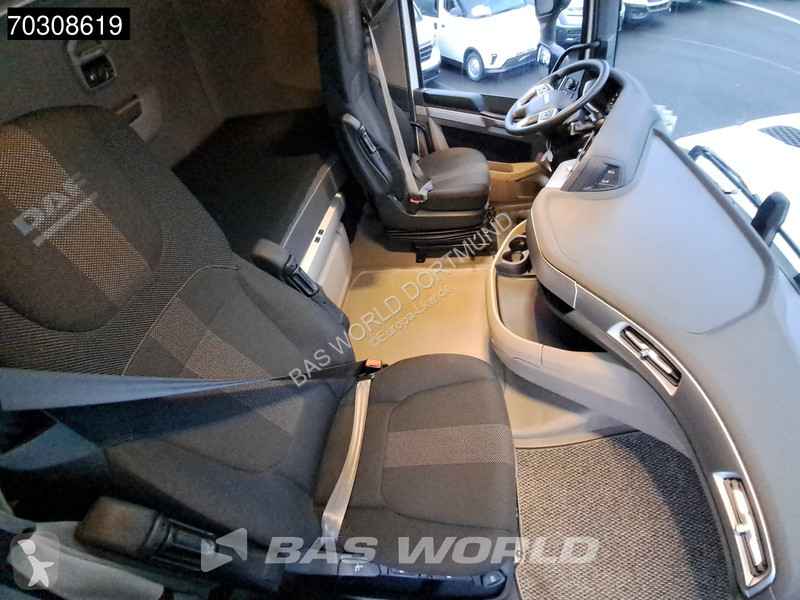 Cabeza tractora DAF XG  4X2 Retarder 2x Tank