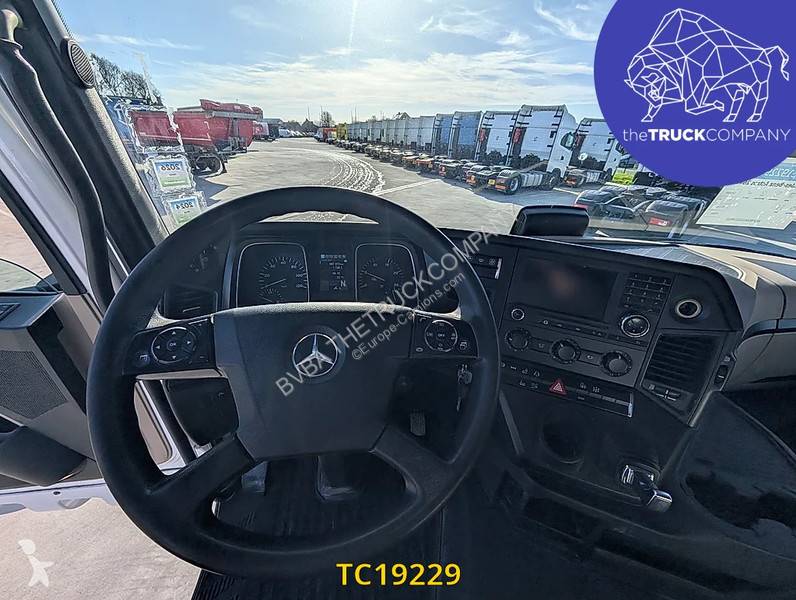 جرار Mercedes 2646