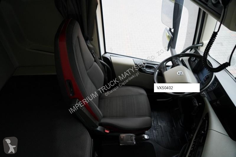Влекач Volvo FH 460