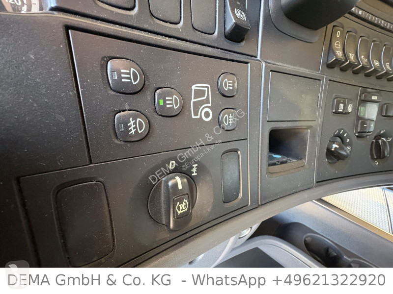 جرار Scania...