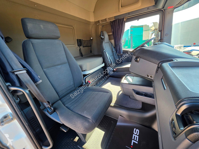 جرار Scania R410 4X2MNA...