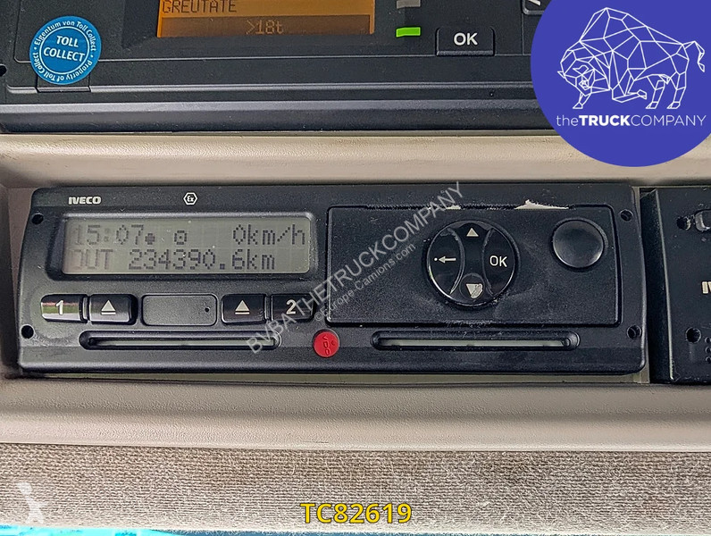 جرار Iveco 440 S42