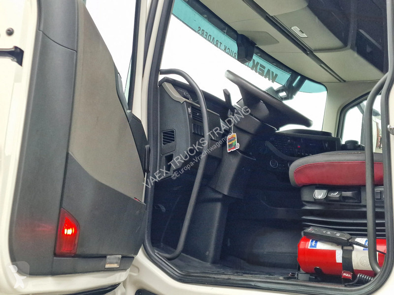 جرار Volvo 13460 Globetrotter 4x2 - Full...