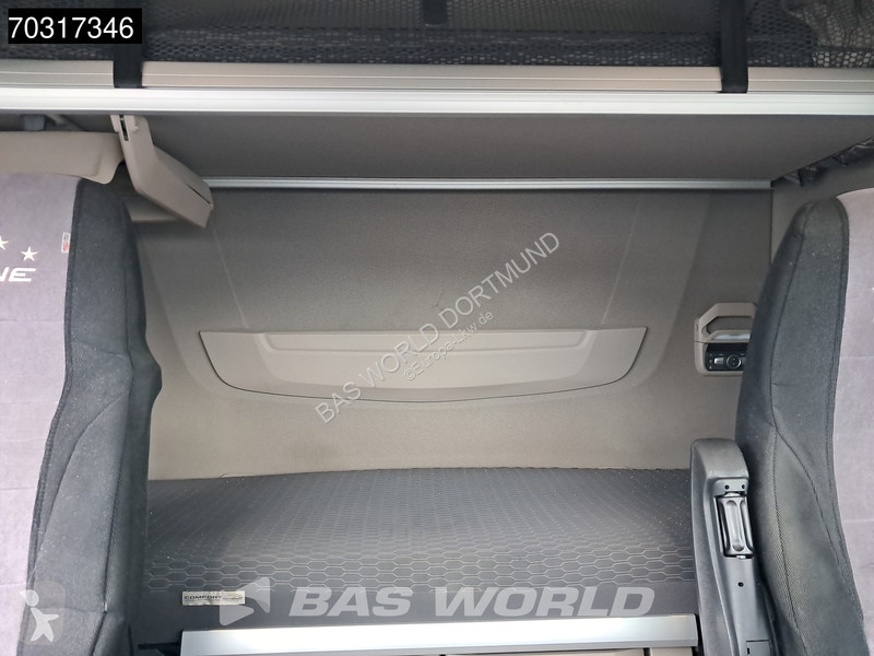Cabeza tractora DAF XG  4X2 2xTanks Standklima ACC