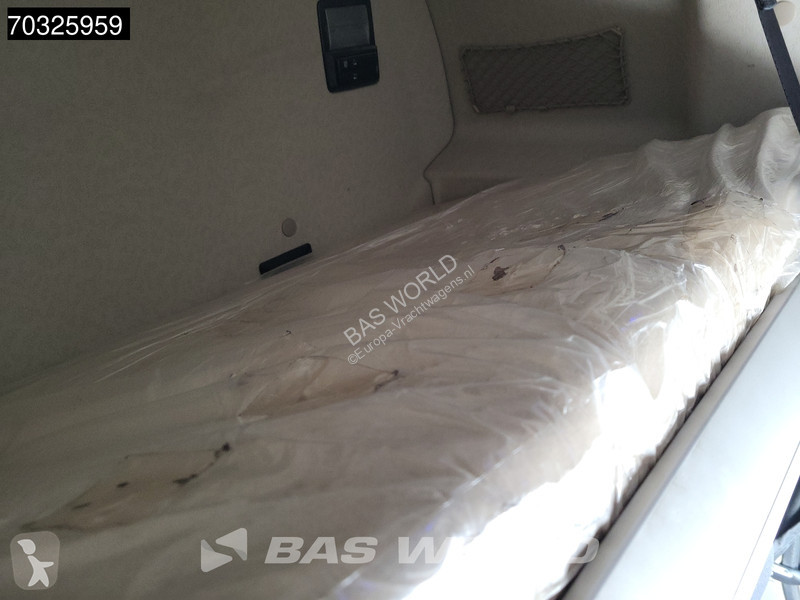 جرار Mercedes 1842 4X2 StreamSpace Mega...