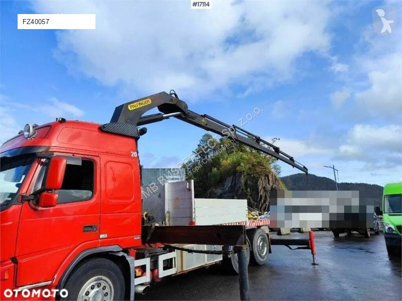 Влекач Volvo PK32002