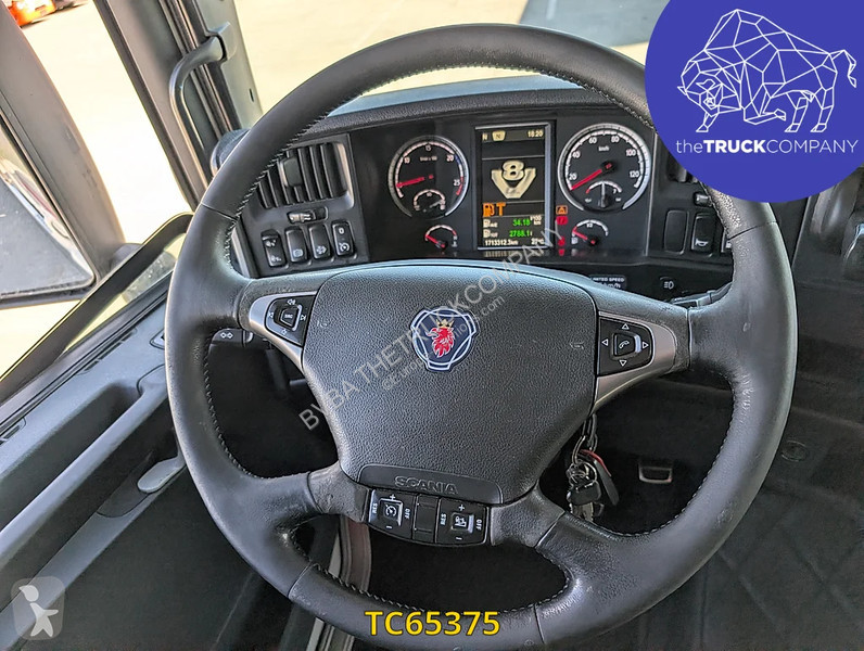 جرار Scania 520