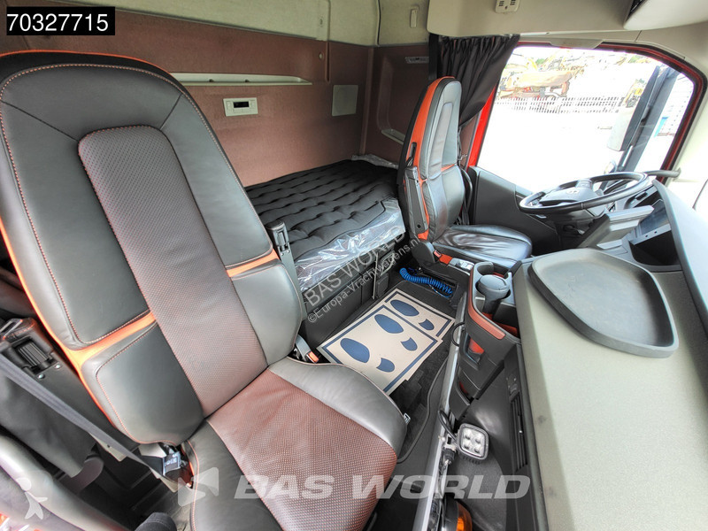 جرار Volvo 650 6X2 Lift+Lenkachse I-ParkCool...