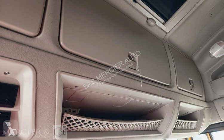 جرار Iveco
