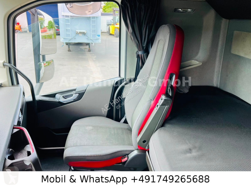 جرار Volvo 500 GlobeTrotter BL...