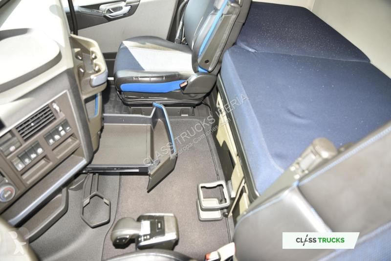 Tracteur Volvo 500 Globetrotter XL Retarder...