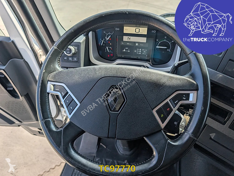 جرار Renault T 460