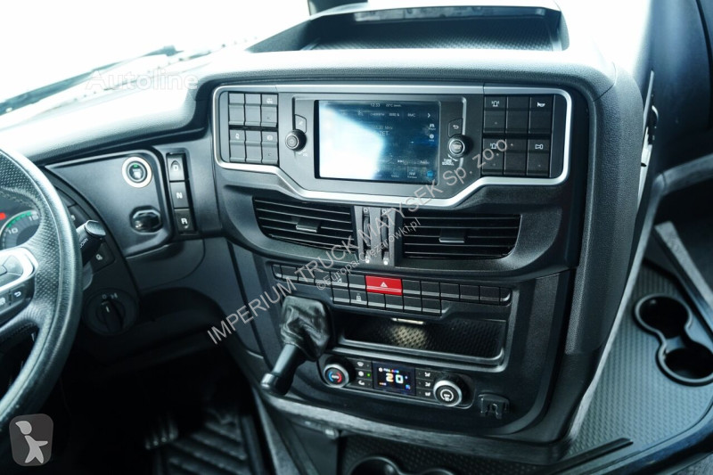 Влекач Iveco 510