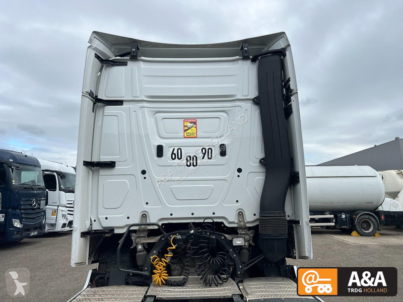 Tracteur Mercedes ACTROS 1845