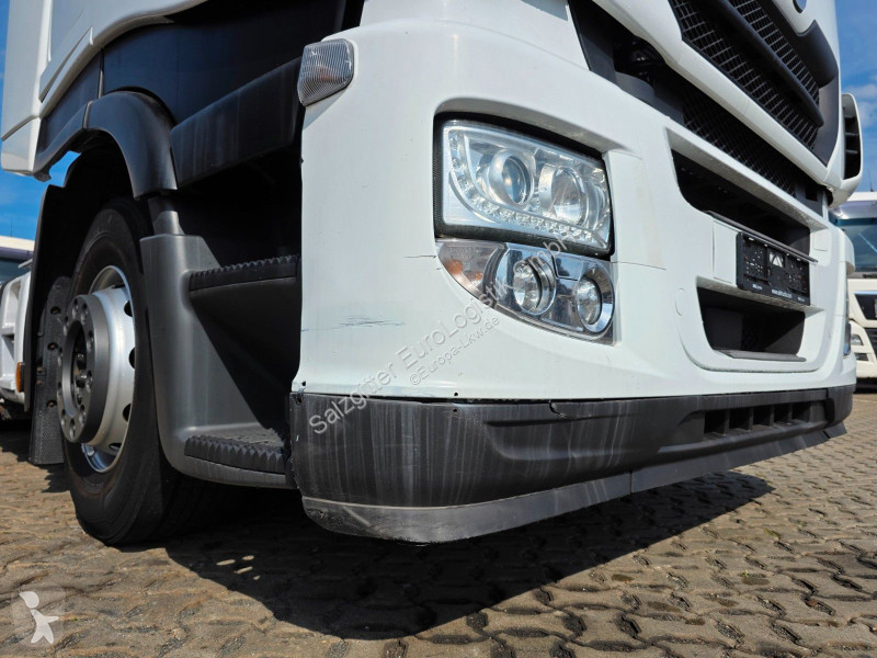 جرار Iveco 420 / Intarder