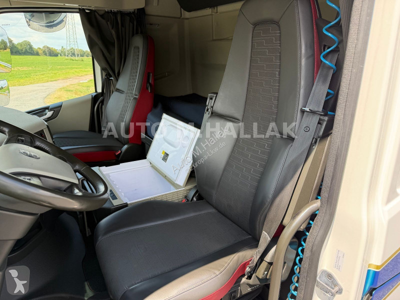 جرار Volvo 460 Globet. XL ADR Euro 6d Voith...