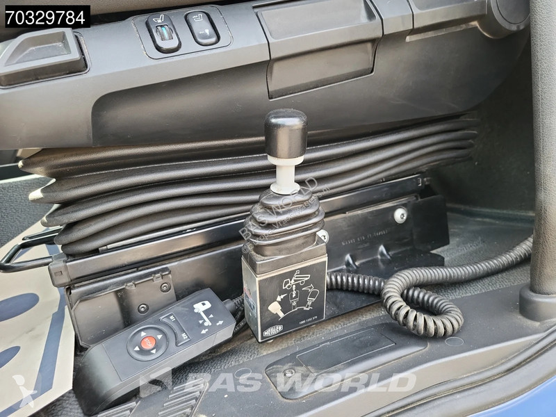 جرار Mercedes 1846 4X2 ClassicSpace Retarder...
