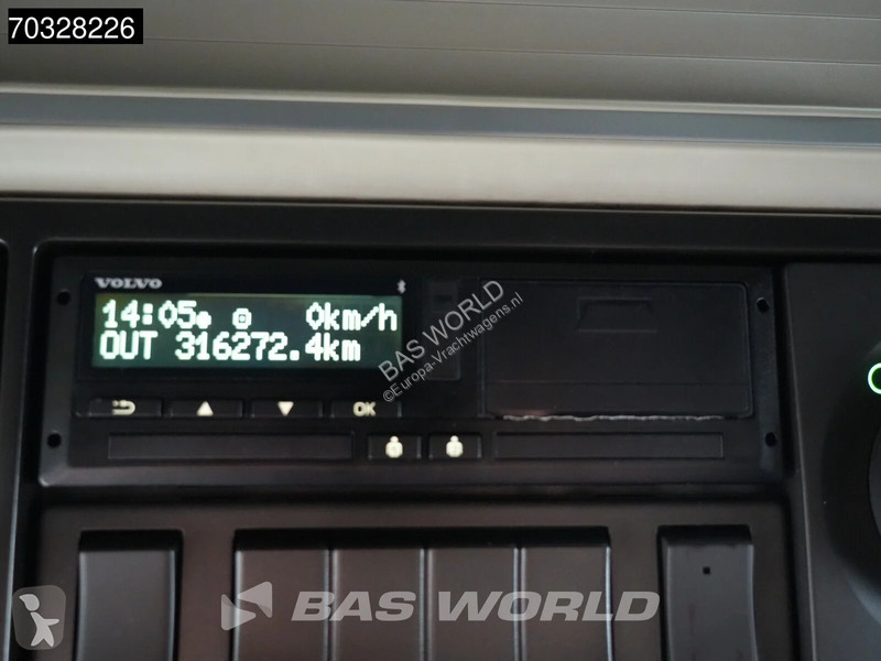 جرار Volvo FH 460 4X2 XL 2x Tanks Navi ACC