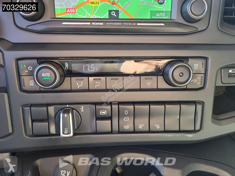 جرار Scania 360  4X2 Daycab Navi
