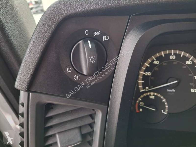 جرار Mercedes