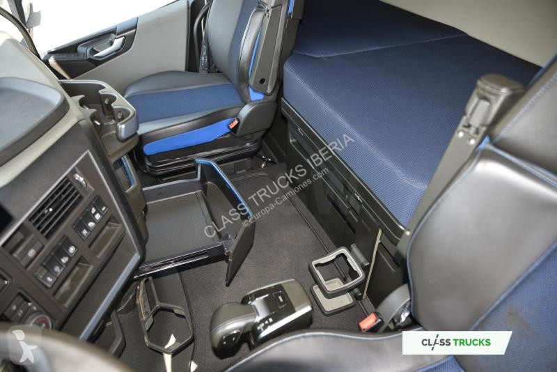 Cabeza tractora Volvo 500 Globetrotter XL...