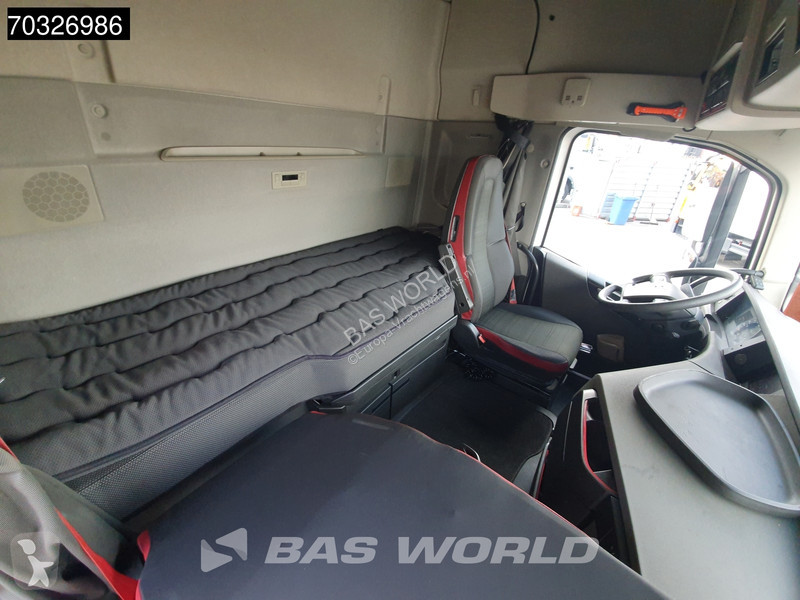 Cabeza tractora Volvo 460  4X2 Retarder...