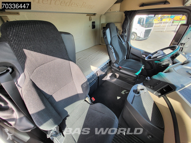 Tahač Mercedes 1845 4X2 StreamSpace Retarder...