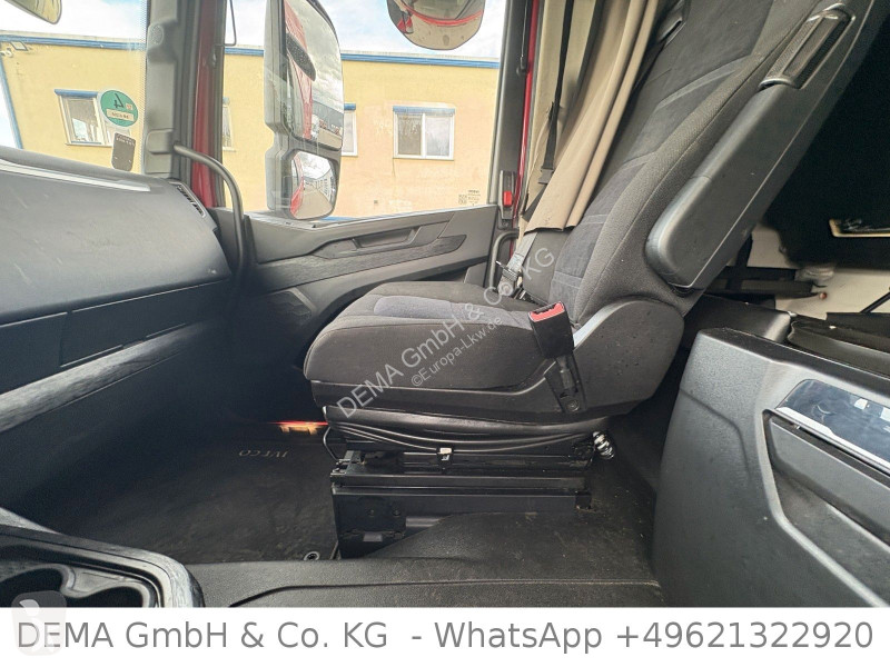Tahač Iveco S...