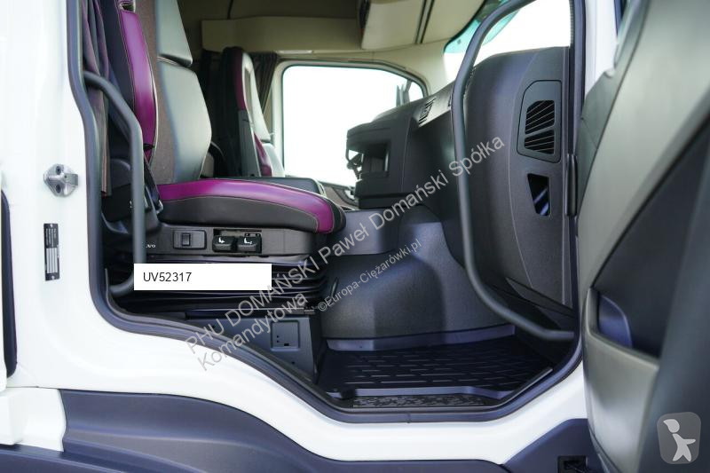 Tahač Volvo FM / 460 / E 6 / ACC / PEŁNY ADR /...