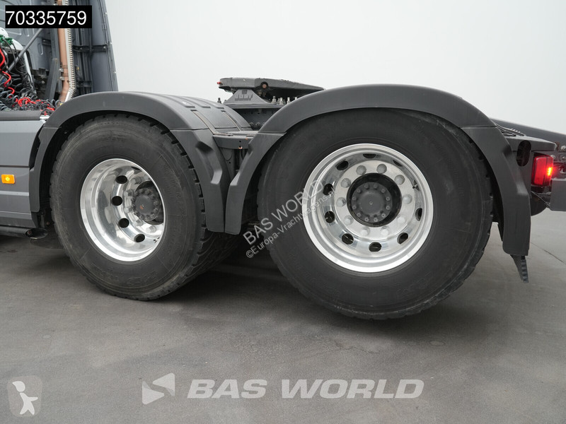 Тягач Volvo 6X4 XL Retarder Hydraulic...