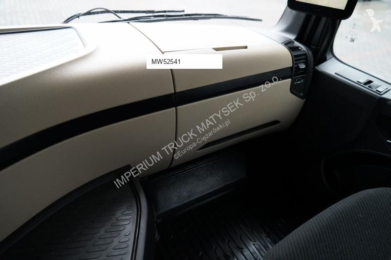 Тягач Mercedes ACTROS 1845