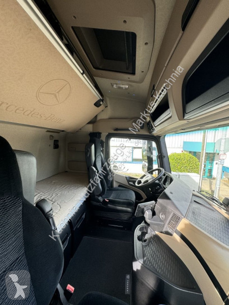 Тягач Mercedes 1845 LS Retarder Euro-6...