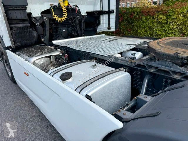 Traktor Iveco 510 Retarder / Euro6 d / 2 x Tank