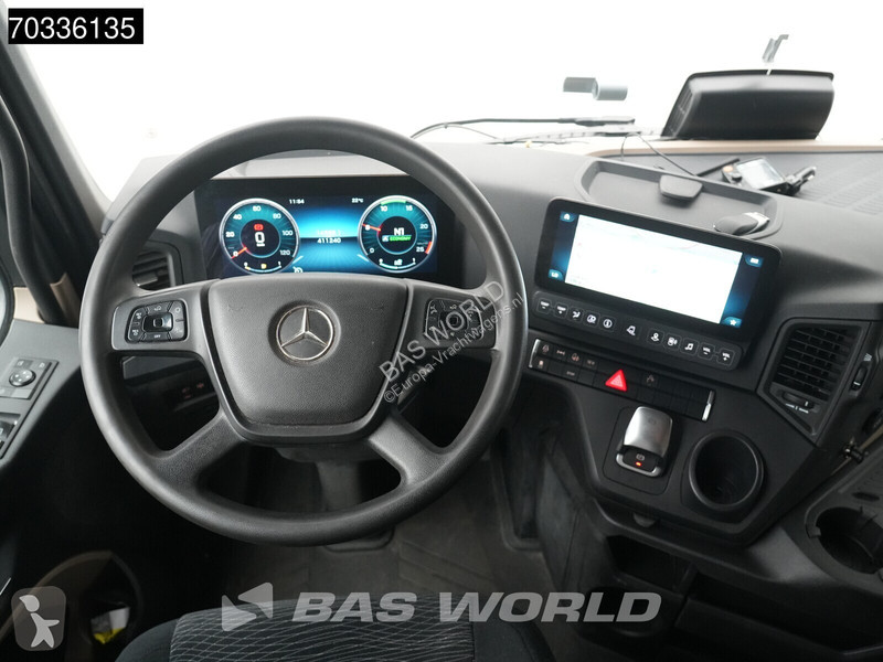 Ciągnik siodłowy Mercedes 1845 4X2 BigSpace...