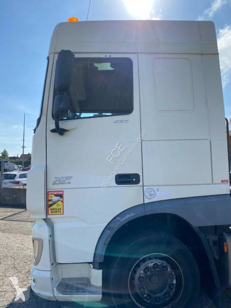 DAF 460 tractor unit